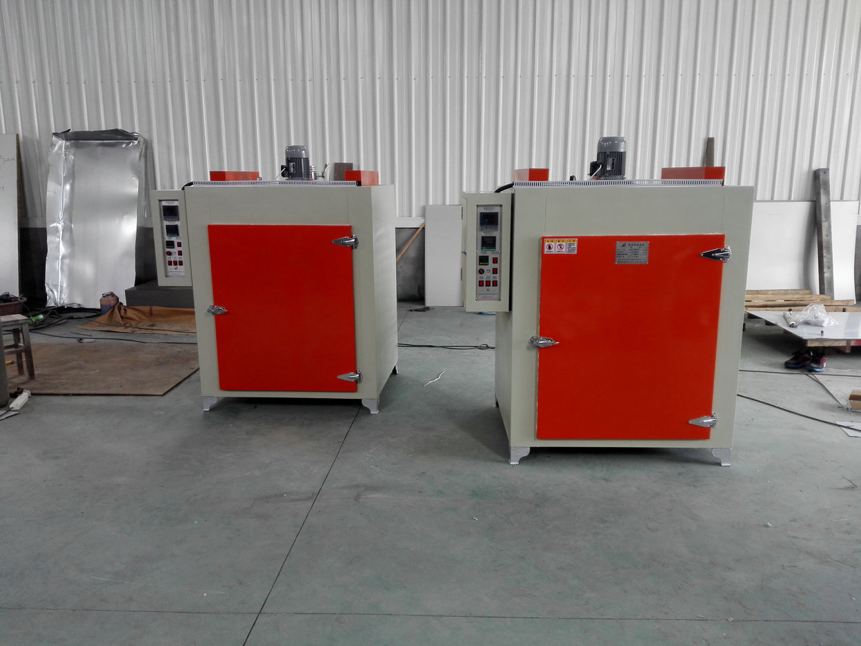 質(zhì)量好的熱風(fēng)循環(huán)烘箱，在使用中要注意的事項(xiàng)有哪些呢？